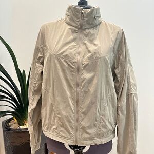 Lululemon lightweight hooded jacket grey size 6
